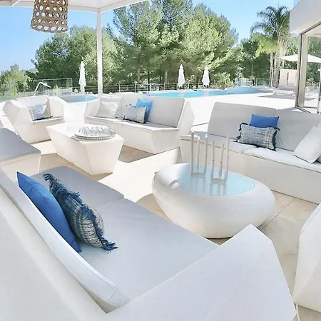 Villa Blue Rose *